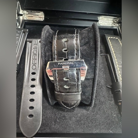 Panerai Pam 111 - Picture 3 of 7